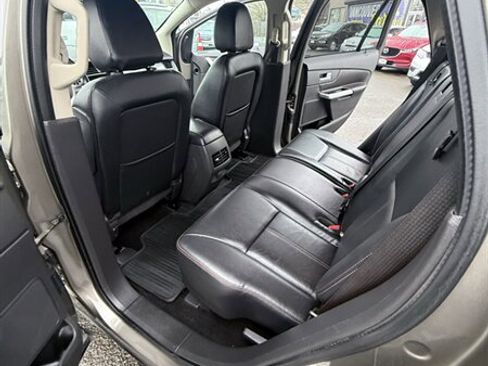 Used 2013 Ford Edge SEL image 27
