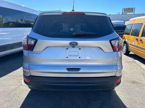 Used 2018 Ford Escape S image 5