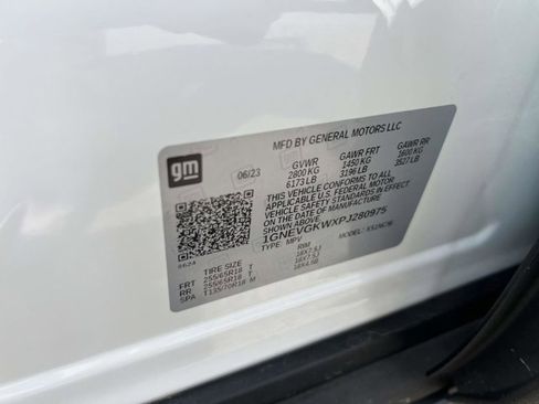 Used 2023 Chevrolet Traverse LT w/ LPO, Cargo Package AWD/4WD image 19