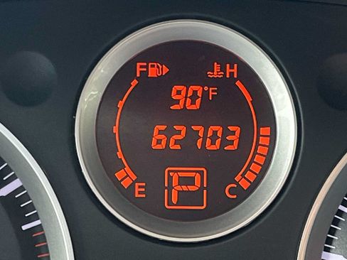 Used 2010 Nissan Sentra 2.0 S w/ Convenience Pkg FWD image 16
