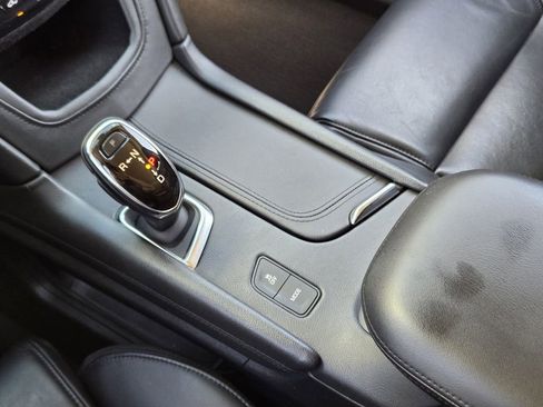 Used 2017 Cadillac XT5 Premium Luxury image 25