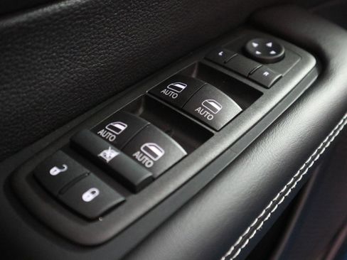 New 2026 Chrysler Pacifica Select image 34