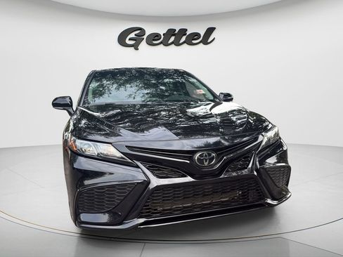 Used 2024 Toyota Camry SE w/ Convenience Package FWD image 2