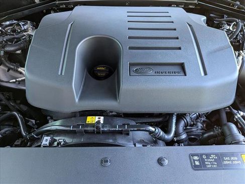 New 2026 Land Rover Defender 110 X-Dynamic SE image 16