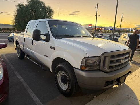 Used 2004 Ford F350 XL image 2