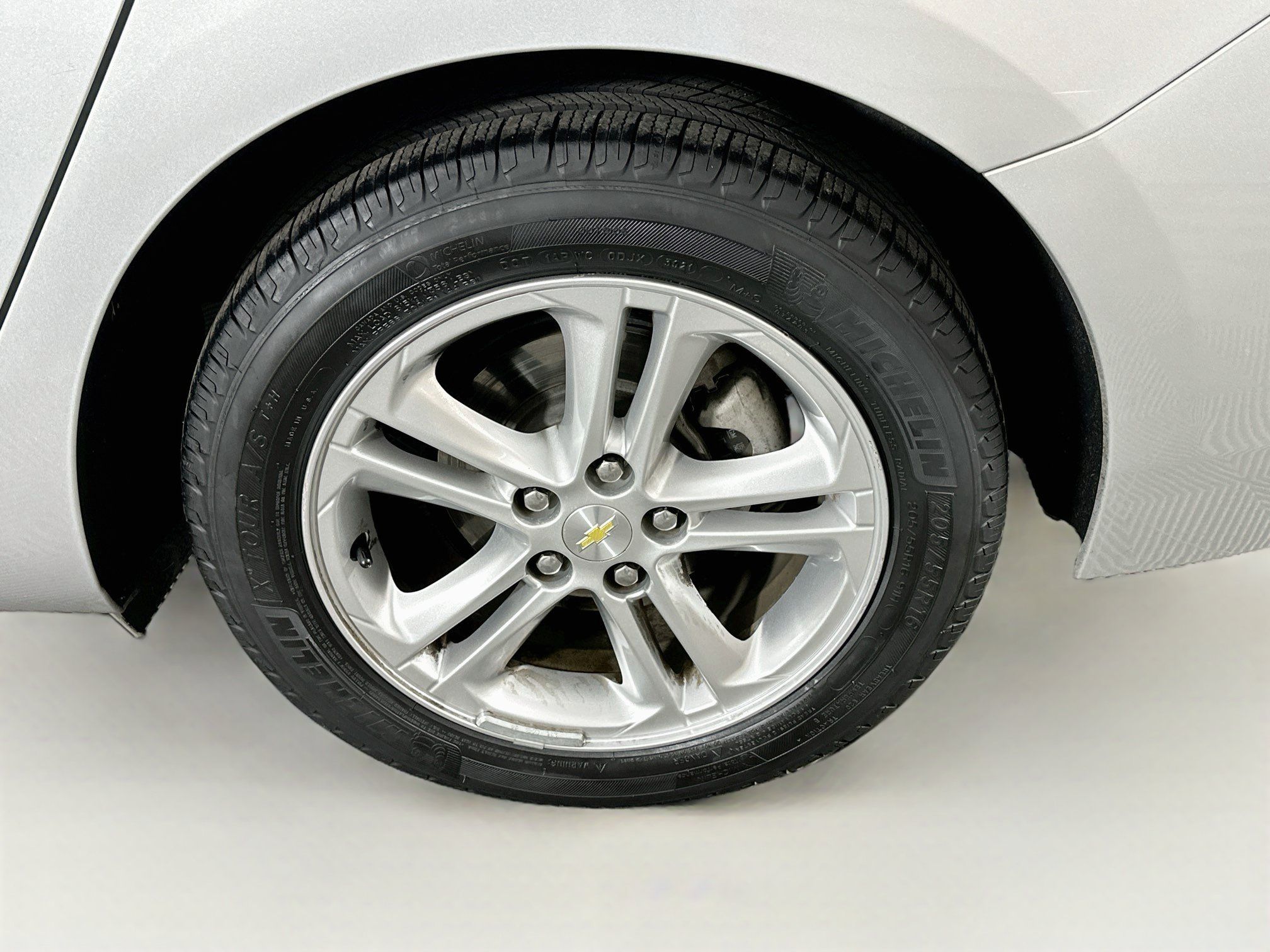 Used 2017 Chevrolet Cruze LT FWD image 11