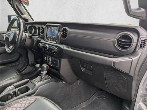 Used 2023 Jeep Gladiator Overland AWD/4WD image 27