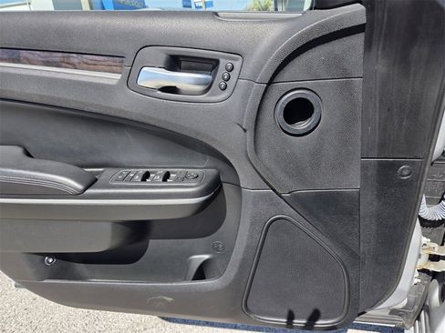 Used 2022 Chrysler 300 Touring L w/ Popular Equipment Group image 22