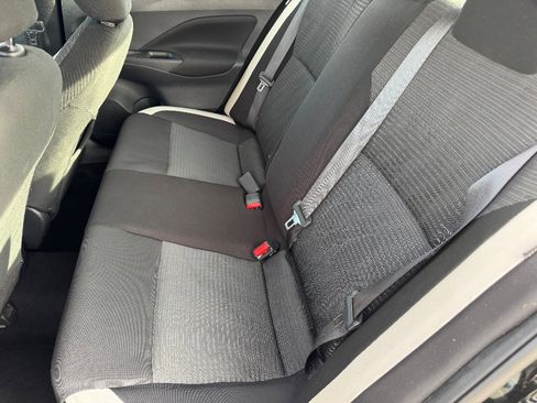 Used 2021 Nissan Versa SV image 13