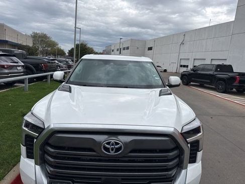Used 2024 Toyota Tundra Limited w/ Power Package image 2