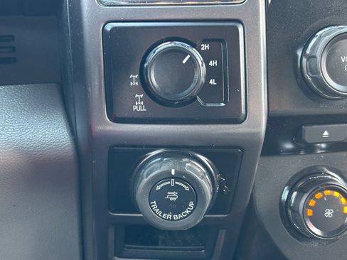 Used 2016 Ford F150 XLT w/ Equipment Group 301A Mid image 4