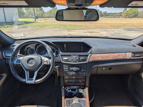 Used 2012 Mercedes-Benz E 350 Sedan image 40
