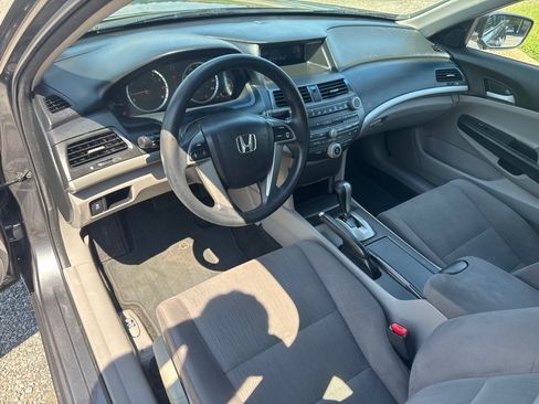Used 2011 Honda Accord LX image 30