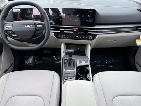 New 2026 Kia Sportage EX w/ EX Panorama Roof Package image 11