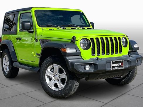 Used 2021 Jeep Wrangler Sport S image 3