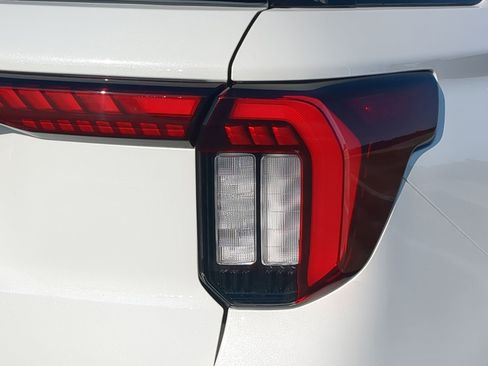 New 2026 Ford Explorer ST RWD image 48