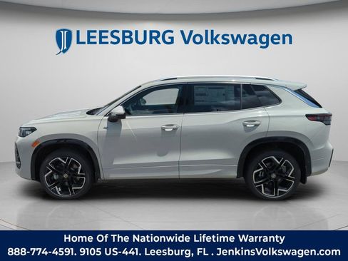 New 2026 Volkswagen Tiguan SEL R-Line AWD/4WD image 11