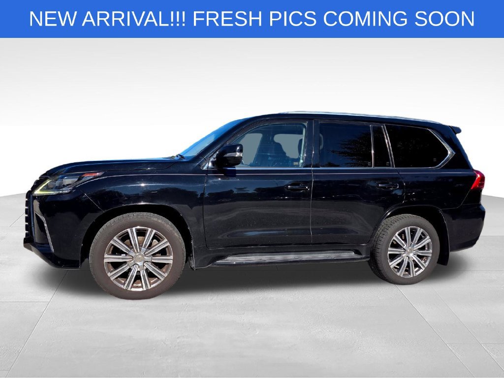 Used 2017 Lexus LX 570 4WD w/ Luxury Package image 3