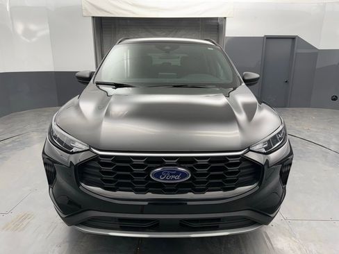 New 2026 Ford Escape ST-Line w/ Cold Weather Package image 8