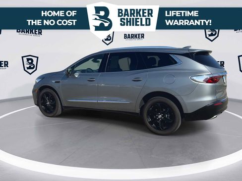 Used 2024 Buick Enclave Essence w/ Experience Buick Package AWD/4WD image 6