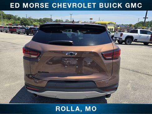 Used 2023 Chevrolet Blazer LT w/ Convenience Package FWD image 4