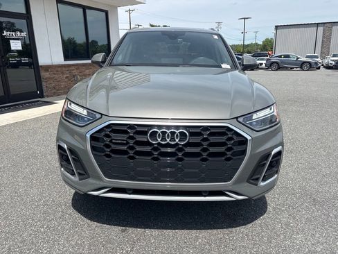 Used 2023 Audi Q5 2.0T Premium w/ Convenience Package AWD/4WD image 10