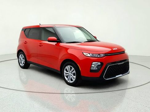 Certified 2022 Kia Soul LX FWD image 8