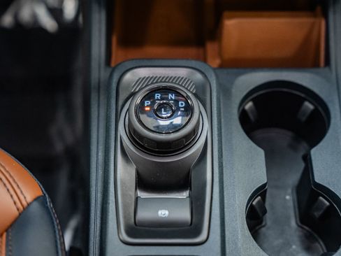 Certified 2024 Ford Maverick Lariat image 32