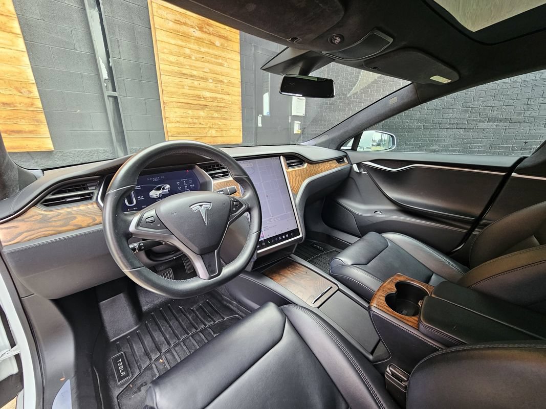 Used 2018 Tesla Model S 75D AWD/4WD image 16