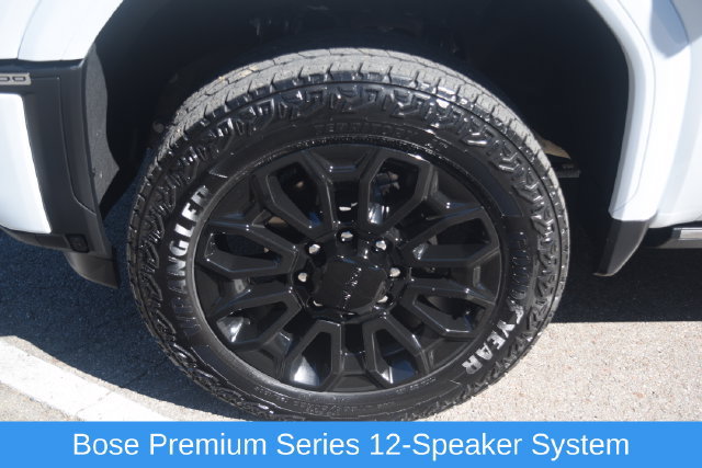 Used 2026 GMC Sierra 2500 Denali Ultimate w/ Max Trailering Package AWD/4WD image 9