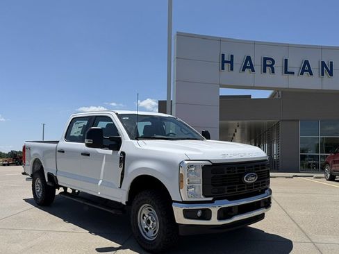New 2026 Ford F250 XL w/ XL Off-Road Package AWD/4WD image 1