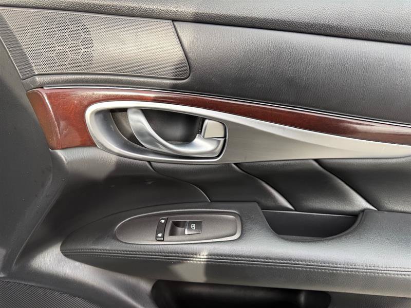 Used 2011 INFINITI M37 x w/ Premium Pkg AWD/4WD image 15