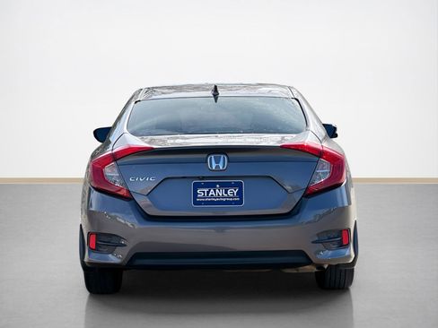Used 2018 Honda Civic EX image 6