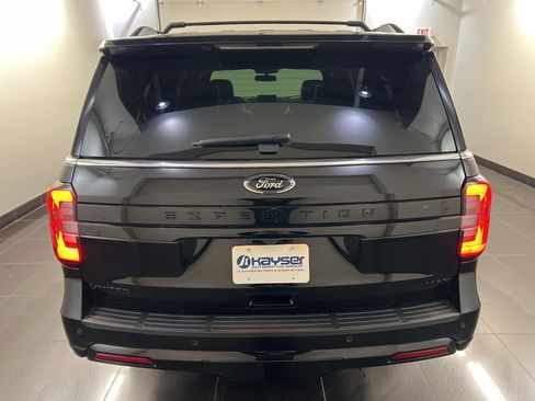 Certified 2022 Ford Expedition Max Limited image 5