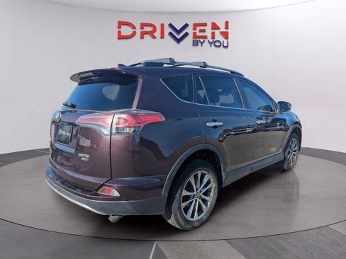 Used 2017 Toyota RAV4 Limited image 5