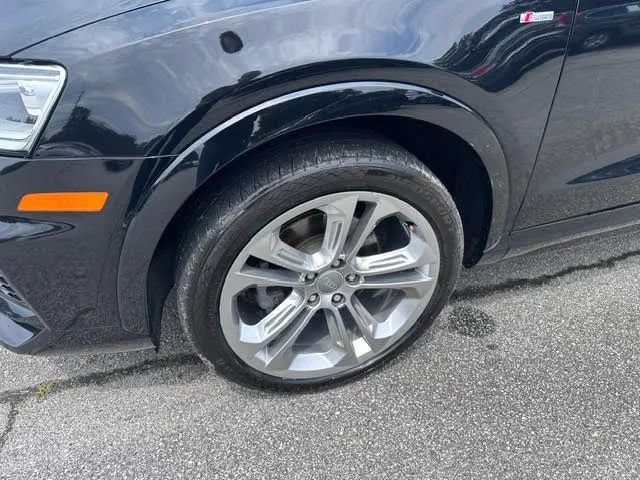 Used 2018 Audi Q3 2.0T Premium AWD/4WD image 7