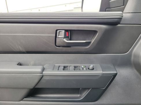 New 2026 Toyota Tundra SR image 17