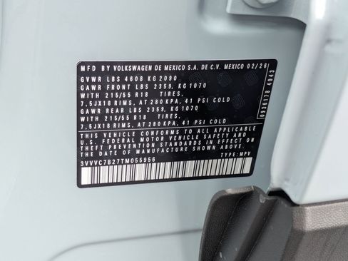 New 2026 Volkswagen Taos SE image 19