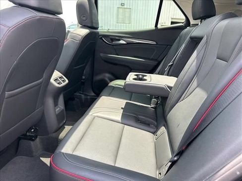 Certified 2023 Buick Envision Essence w/ Technology Package I AWD/4WD image 17
