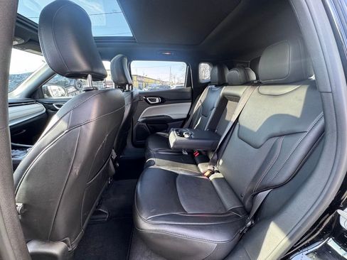 Certified 2023 Jeep Compass Limited w/ Sun and Sound Group AWD/4WD image 15