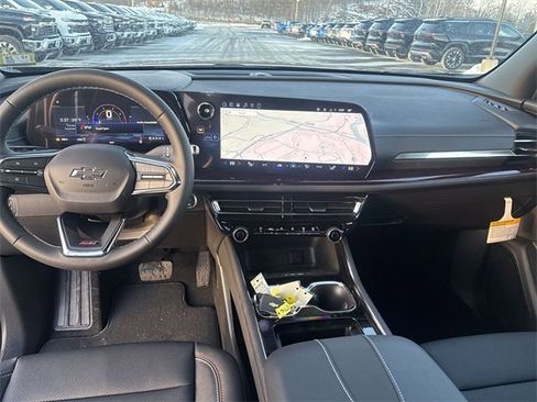 New 2026 Chevrolet Traverse Z71 w/ LPO, Floor Liner Package image 21