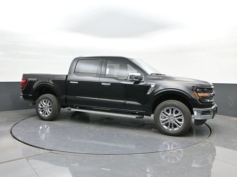 New 2026 Ford F150 XLT w/ Equipment Group 302A MID AWD/4WD image 17