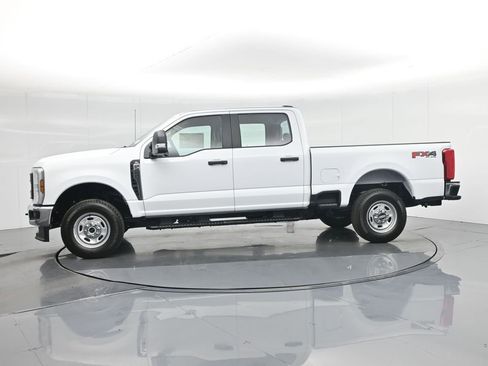 New 2026 Ford F250 XL w/ FX4 Off-Road Package image 30