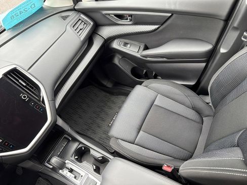 Certified 2024 Subaru Ascent Premium w/ Convenience Package image 11