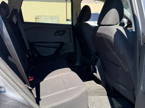 Used 2023 Nissan Rogue S AWD/4WD image 21