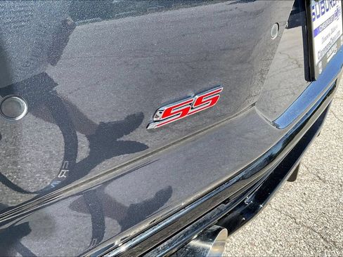 Used 2019 Chevrolet Camaro SS RWD image 26