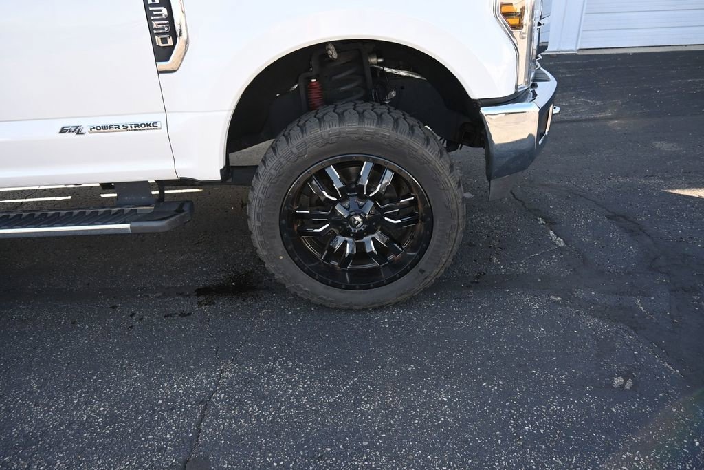 Used 2018 Ford F350 Lariat w/ Lariat Ultimate Package AWD/4WD image 27