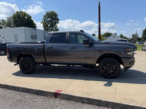 Used 2025 RAM 2500 Big Horn AWD/4WD image 5