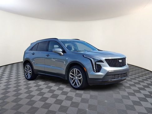 Used 2023 Cadillac XT4 Sport w/ Cold Weather Package FWD image 4