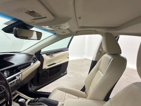 Used 2017 Lexus ES 350 image 32